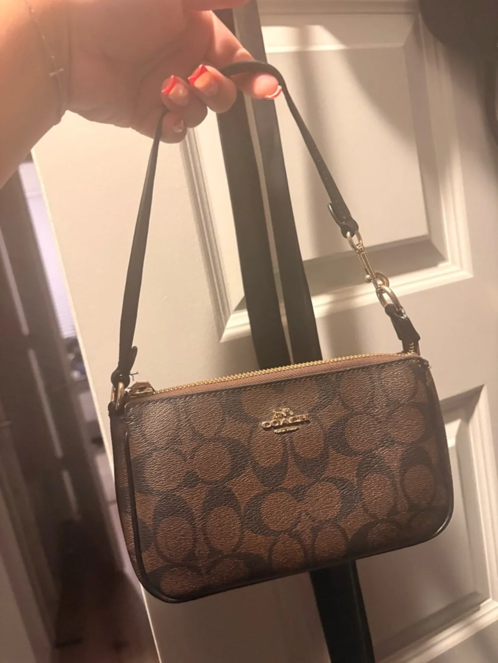 Coach Nolita 19 - Picture 1 of 6